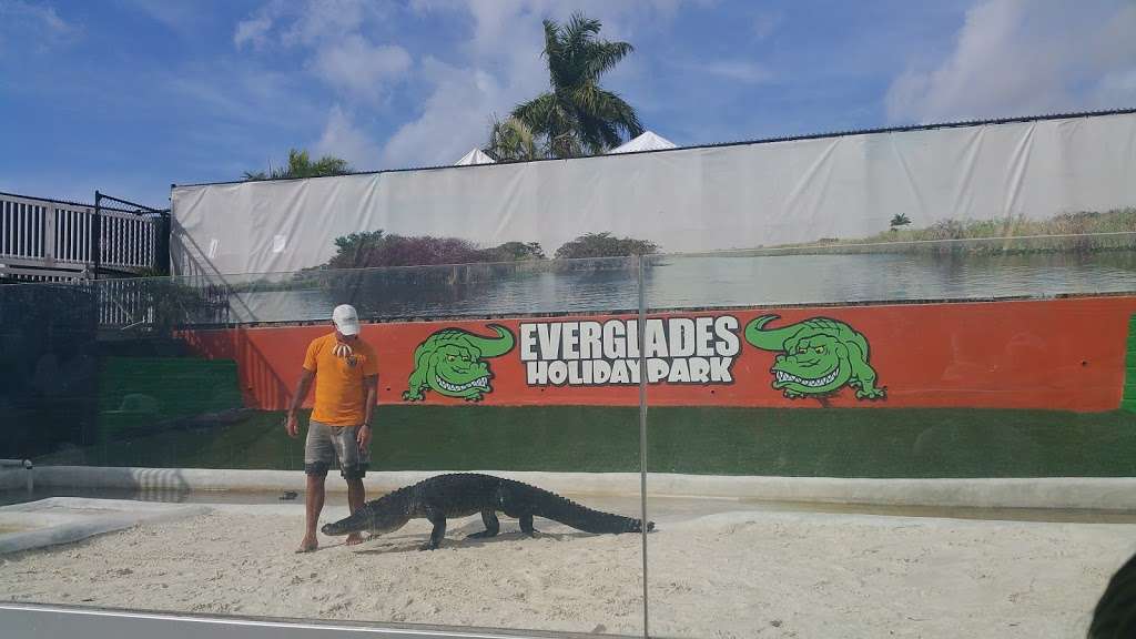 Everglades Holiday Park | 21940 Griffin Rd, Fort Lauderdale, FL 33332, USA | Phone: (954) 434-8111
