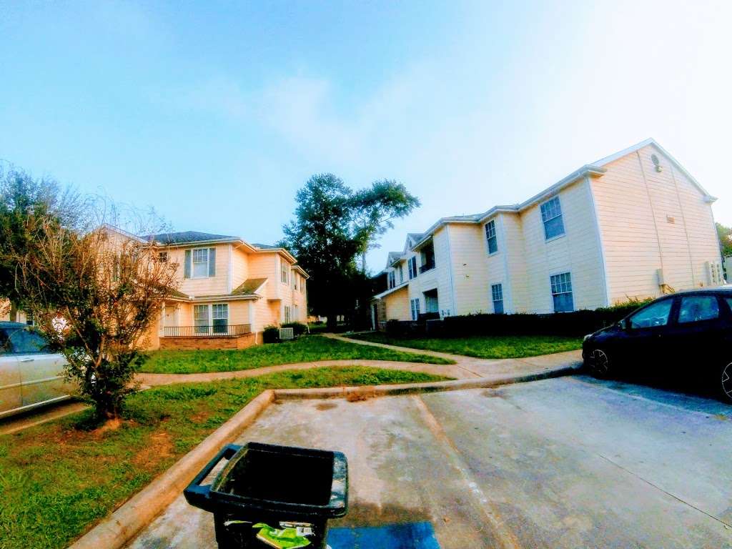 Lakecrest Village Apartments | 9393 Tidwell Rd, Houston, TX 77078 | Phone: (713) 633-1522