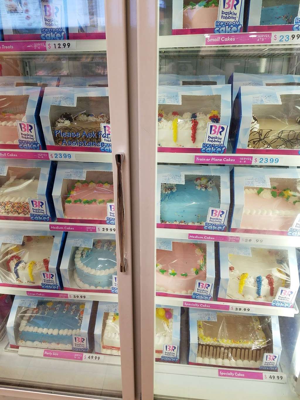 Baskin-Robbins | 13328 Springfield Blvd, Jamaica, NY 11413, USA | Phone: (718) 978-8028