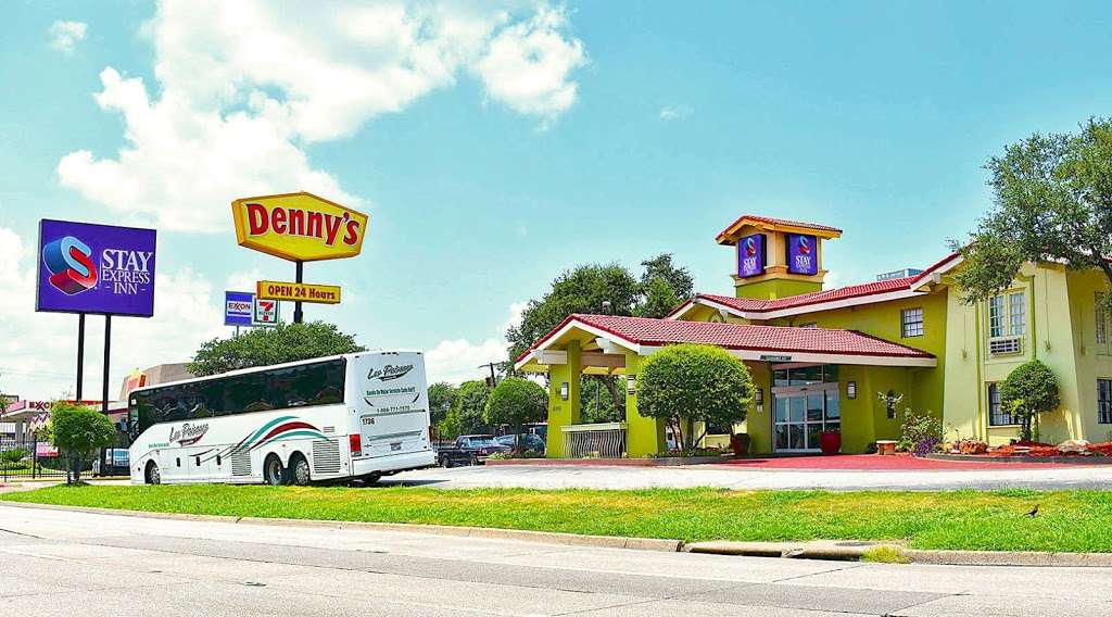 Stay Express Inn Dallas - Fair Park / Downtown | 8303 E R L Thornton Fwy, Dallas, TX 75228, USA | Phone: (214) 324-3731