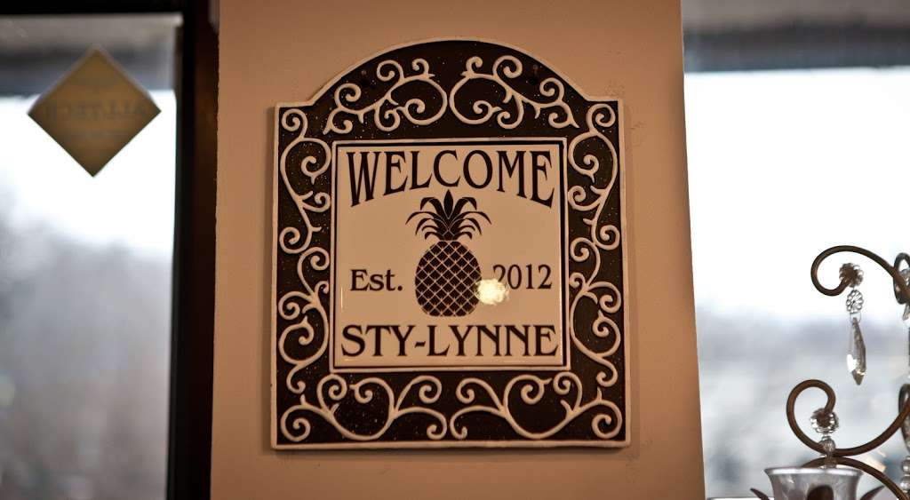 StyLynne | 1019 Fort Salonga Rd, Northport, NY 11768, USA | Phone: (631) 651-5478