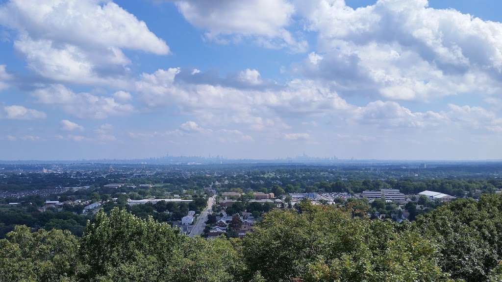 Mountain top view | Rifle Camp Rd, Woodland Park, NJ 07424, USA