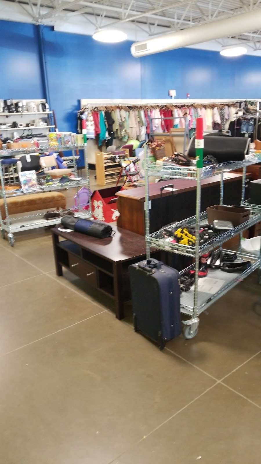 Goodwill Store | 10491 Walnut Creek Dr, Carmel, IN 46032 | Phone: (317) 876-0096