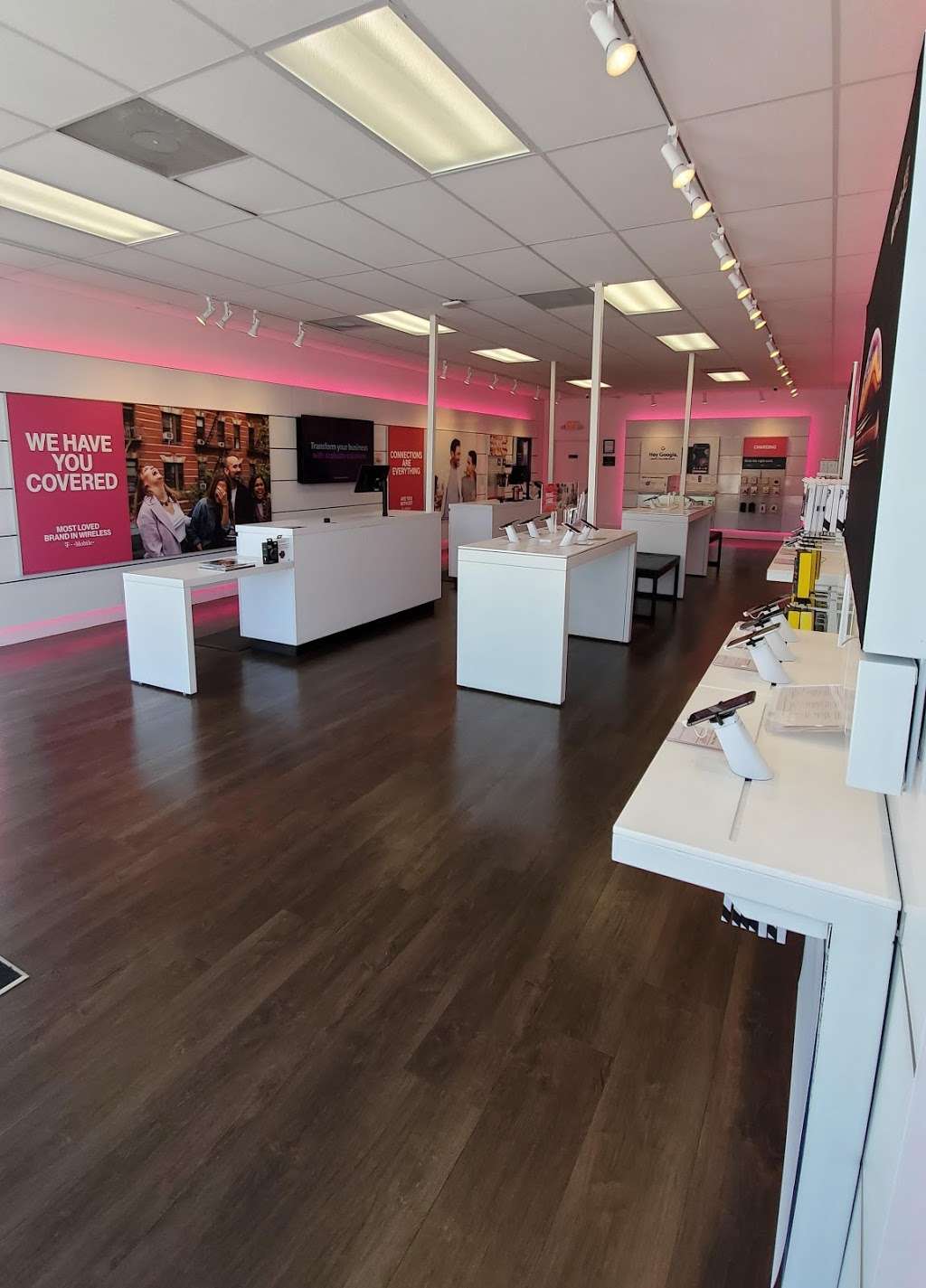 T-Mobile | 20901 Eva St, Montgomery, TX 77356, USA | Phone: (936) 207-5399