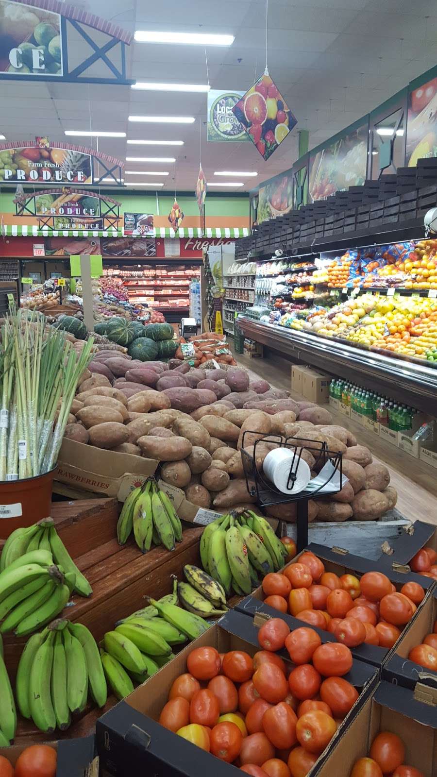 Market Fresh | 52 NY-17K, Newburgh, NY 12550 | Phone: (845) 562-4000