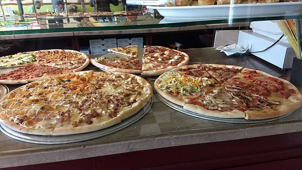 Annabels Pizza & Italian Restaurant | 6 Main St, Unionville, NY 10988 | Phone: (845) 726-9992