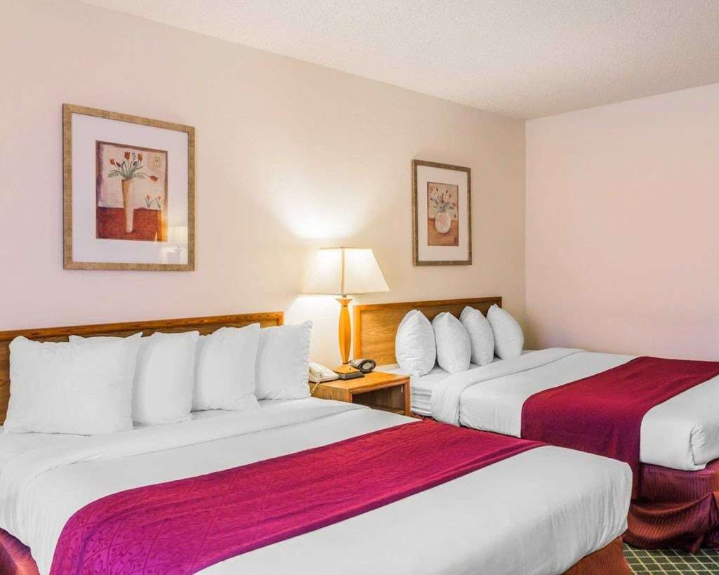 Quality Inn & Suites Golden - Denver West - Federal Center | 11907 6th Ave, Golden, CO 80401 | Phone: (303) 231-9939