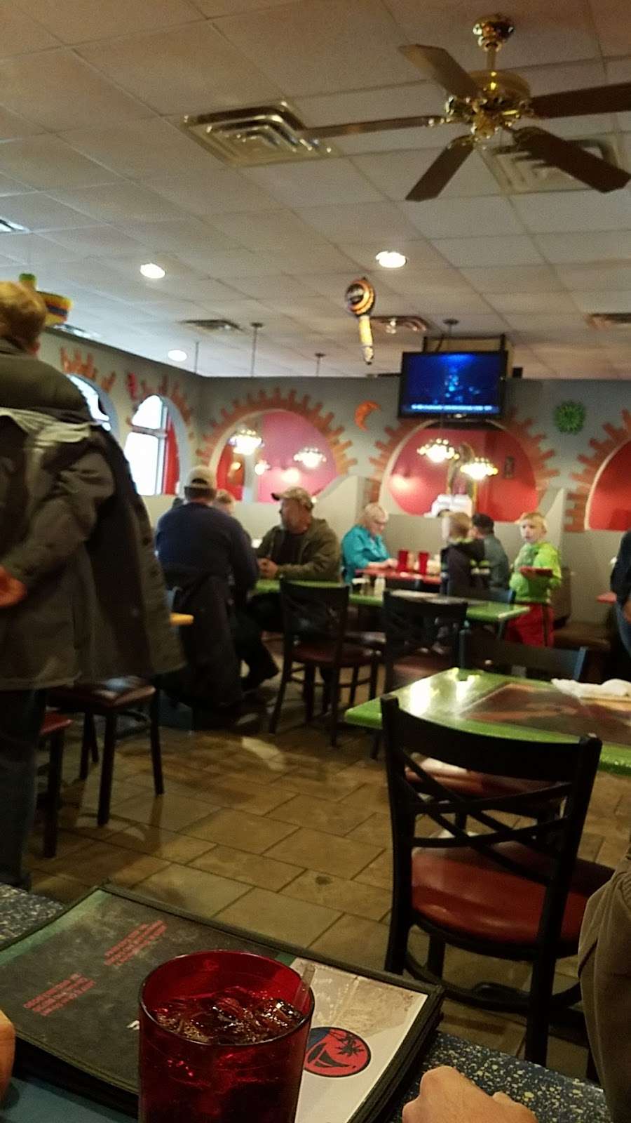 El Puerto Mexican Restaurant | 2125 MO-7, Pleasant Hill, MO 64080, USA | Phone: (816) 540-2144