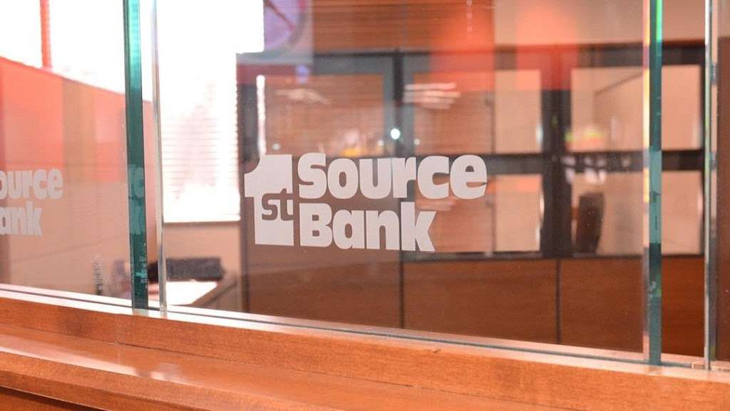 1st Source Bank | 411 Illinois St, Walkerton, IN 46574, USA | Phone: (574) 586-3131