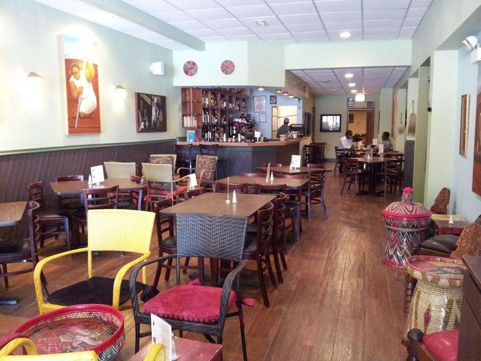 Ras Dashen Ethiopian Restaurant | 5846 N Broadway, Chicago, IL 60660, USA | Phone: (773) 506-9601