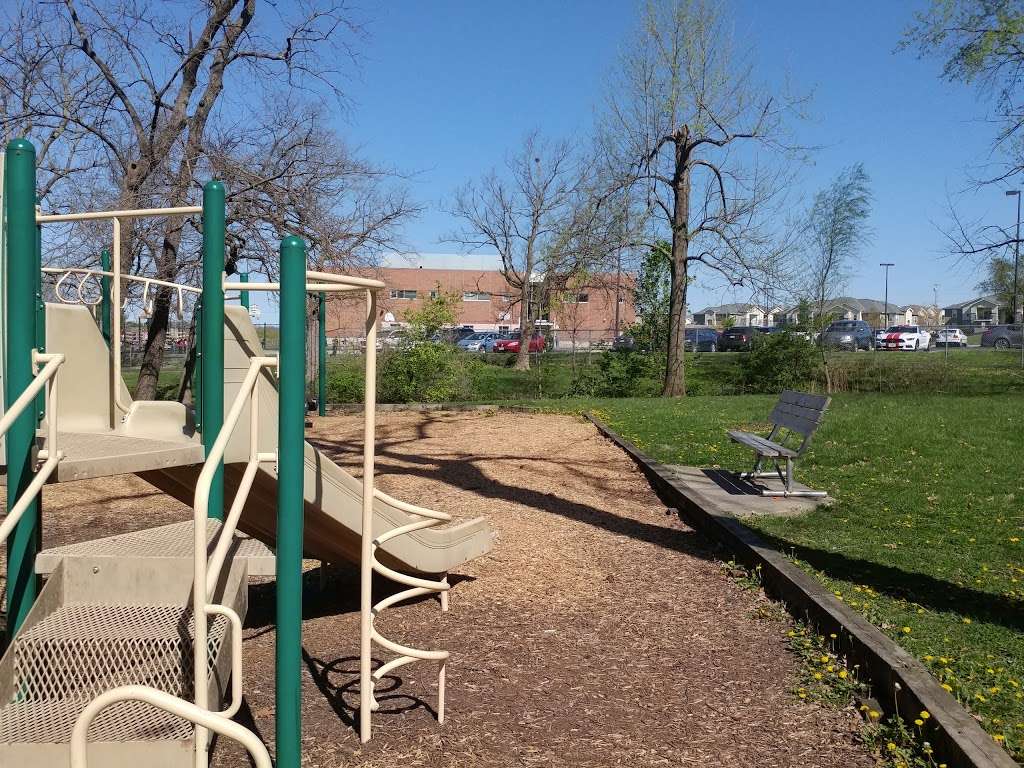 Sapling Grove Park | Overland Park, KS 66204, USA | Phone: (913) 895-6390