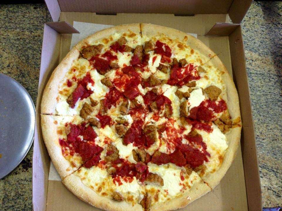 Dominicks Pizza Restaurant | 5780 Easton Rd, Doylestown, PA 18902, USA | Phone: (215) 766-0210