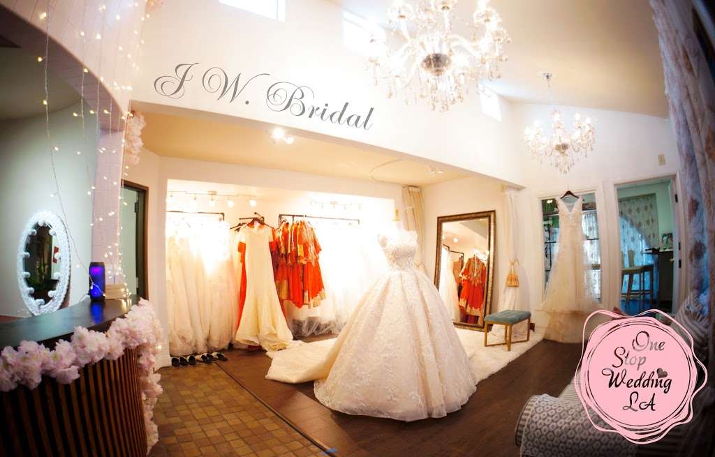 One Stop Wedding LA & Bridal Shop | 402 S Prospectors Rd suite e, Diamond Bar, CA 91765 | Phone: (626) 348-9654