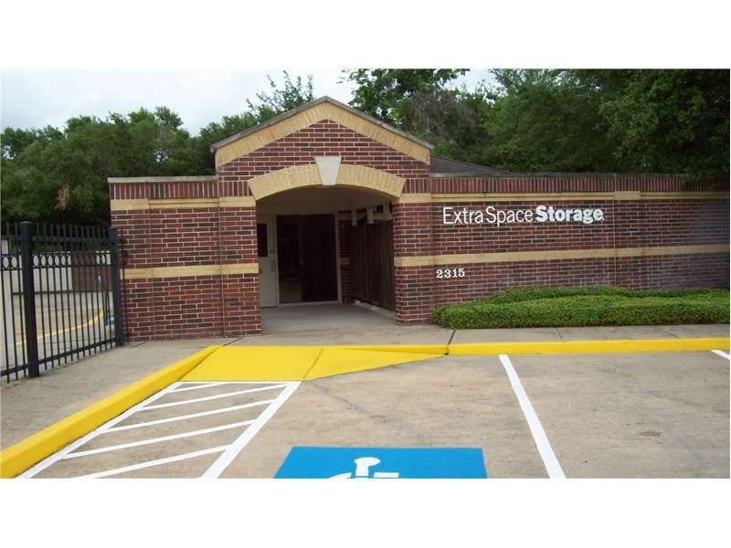 Extra Space Storage | 2315 Old Mill Rd, Sugar Land, TX 77478 | Phone: (281) 265-5556