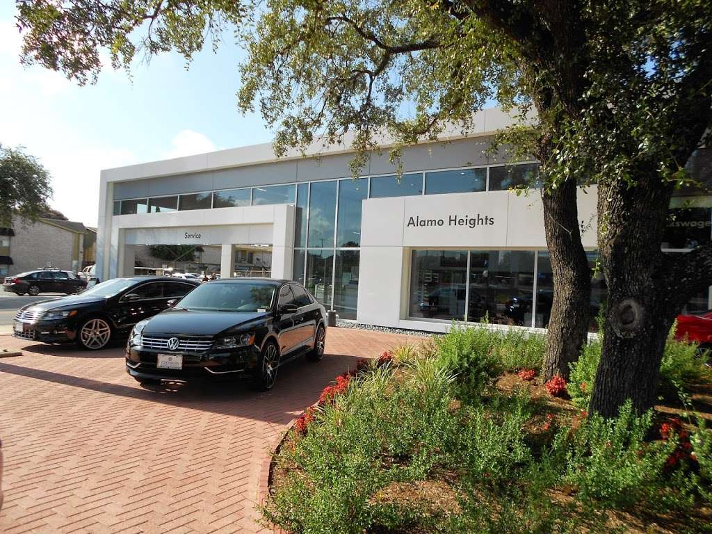 Volkswagen of Alamo Heights | 1402 NE Loop 410, Expressway, San Antonio, TX 78209, USA | Phone: (210) 828-1201