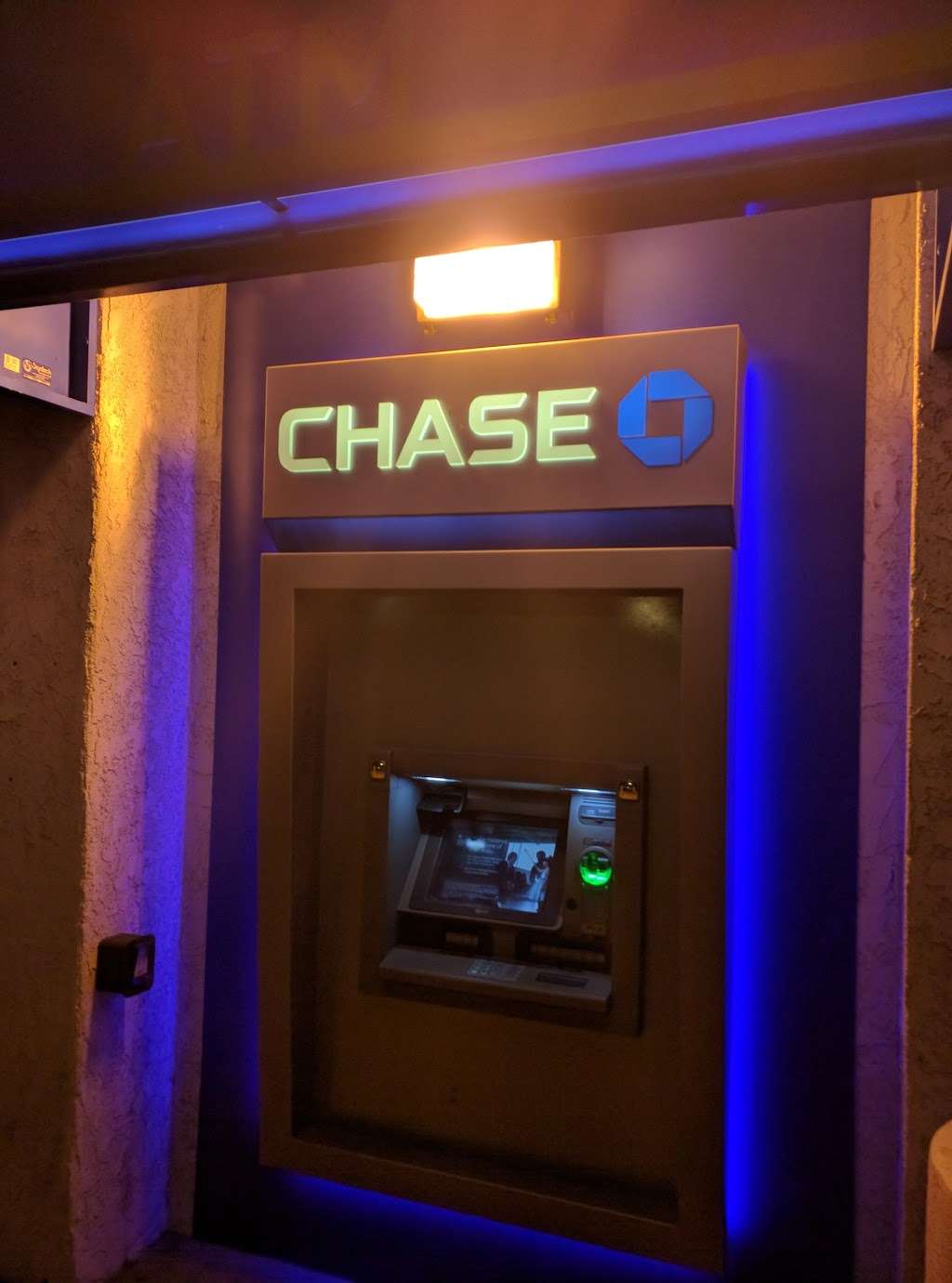 Chase Bank | 25 W Sierra Madre Blvd, Sierra Madre, CA 91024, USA | Phone: (626) 355-3511