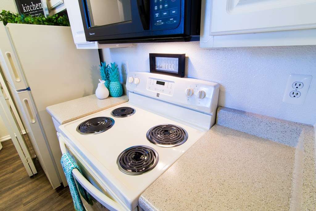 Parkside Apartments | 8455 Will Clayton Pkwy, Humble, TX 77338, USA | Phone: (281) 377-1118