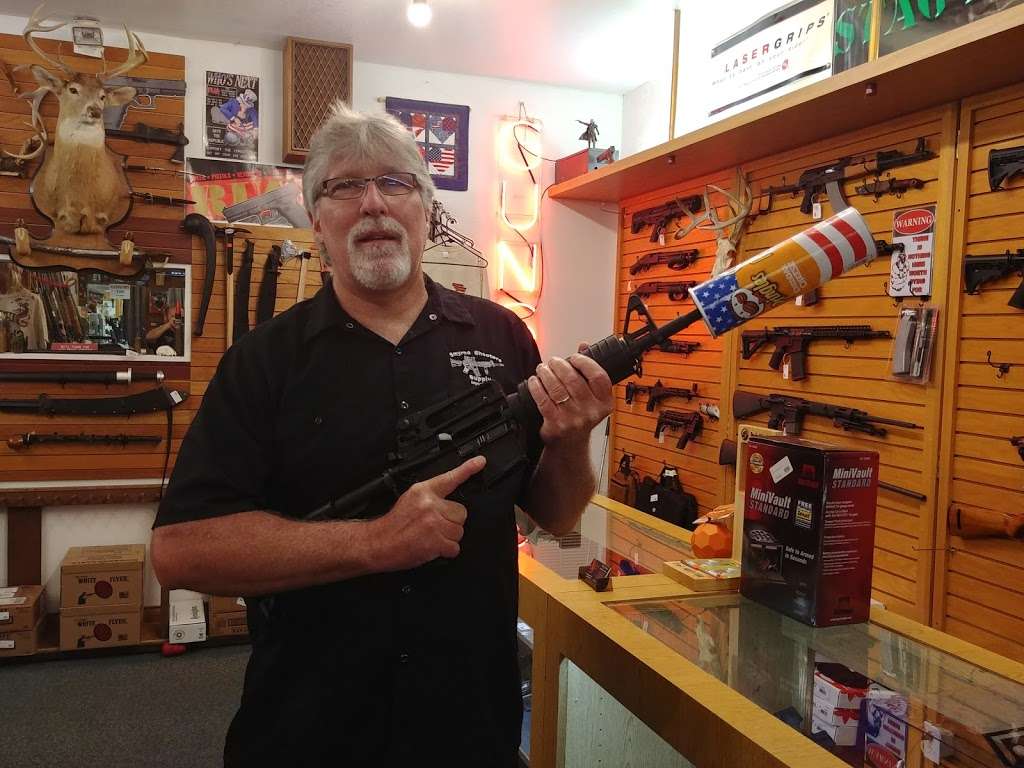 Smyrna Shooters Supply | 1401 S Ridgewood Ave #4, Edgewater, FL 32132, USA | Phone: (386) 423-1728