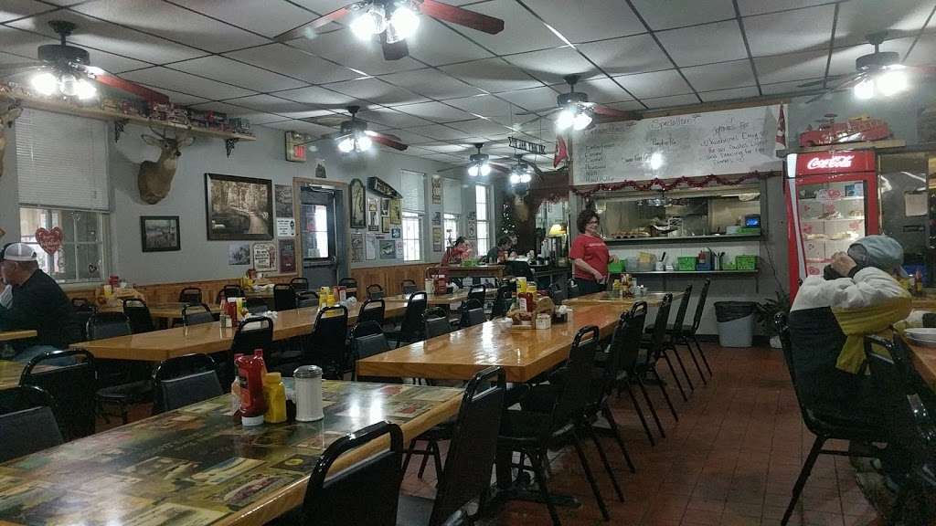 Little Richards Family Restaurant | 301 MO-291, Independence, MO 64056 | Phone: (816) 257-7295