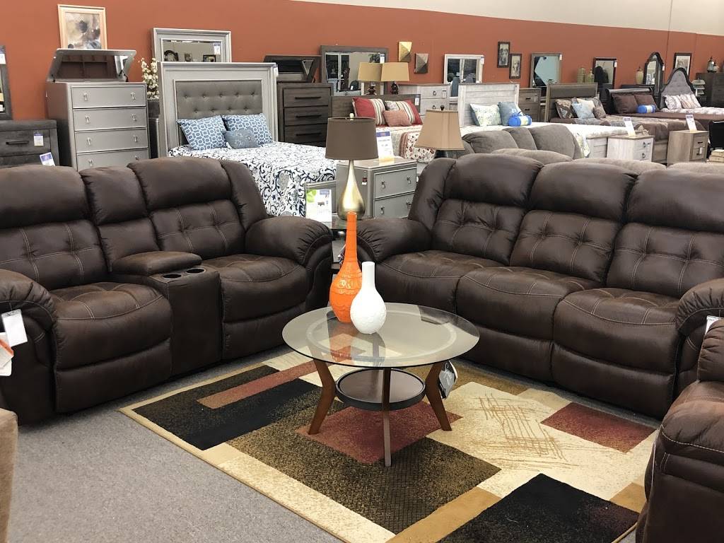 Farmers home Furniture | 530 West Town Plaza, Bessemer, AL 35020, USA | Phone: (205) 428-0754