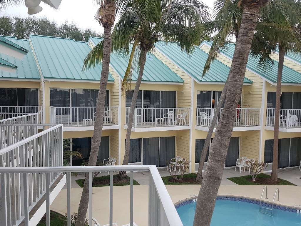 Jupiter Waterfront Inn | 18903 SE Federal Hwy, Jupiter, FL 33469, USA | Phone: (561) 747-9085