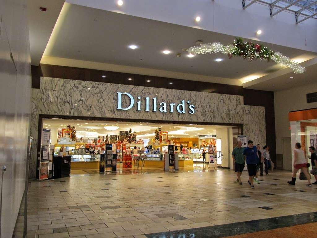 Dillards | 8001 S Orange Blossom Trail, Orlando, FL 32809, USA | Phone: (407) 240-1771