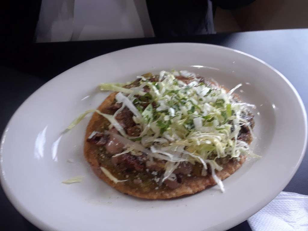 Taqueria Mexico 2000 Llc | 401 Irmen Dr # A, Addison, IL 60101 | Phone: (630) 458-0187