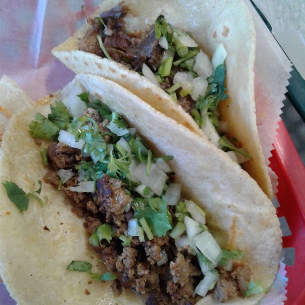 Dannys Ice Cream | 4824 US-17, De Leon Springs, FL 32130, USA | Phone: (386) 985-2800