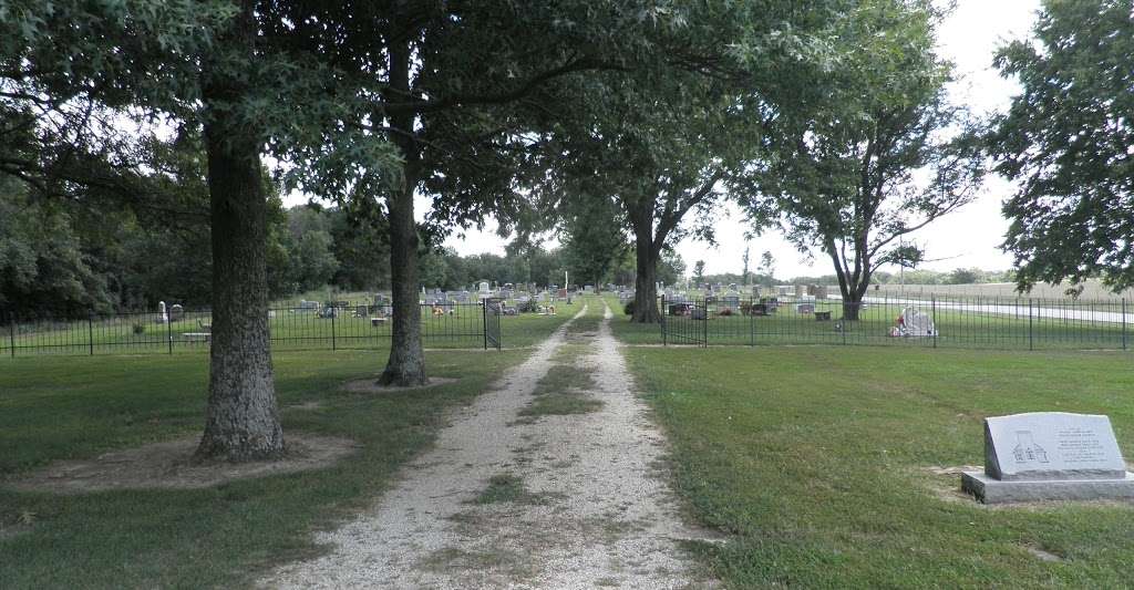 Pisgah Cemetery | Chilhowee, MO 64733