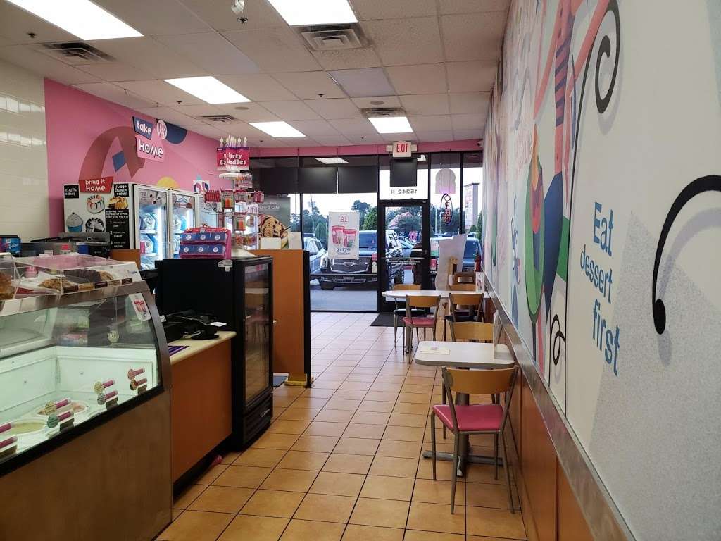 Baskin-Robbins | 15242 Wallisville Rd, Houston, TX 77049, USA | Phone: (832) 582-8024