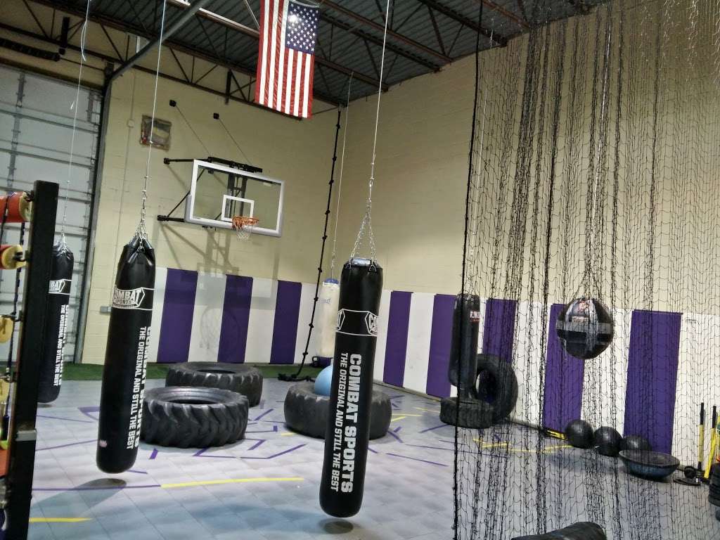 Warehouse Gym & Boxing Club | 3570 Western Ave, Highland Park, IL 60035, USA | Phone: (847) 432-4444