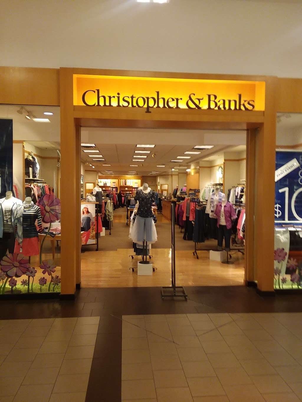 Christopher & Banks | 1850 Apple Blossom Dr #S149, Winchester, VA 22601, USA | Phone: (540) 665-9560