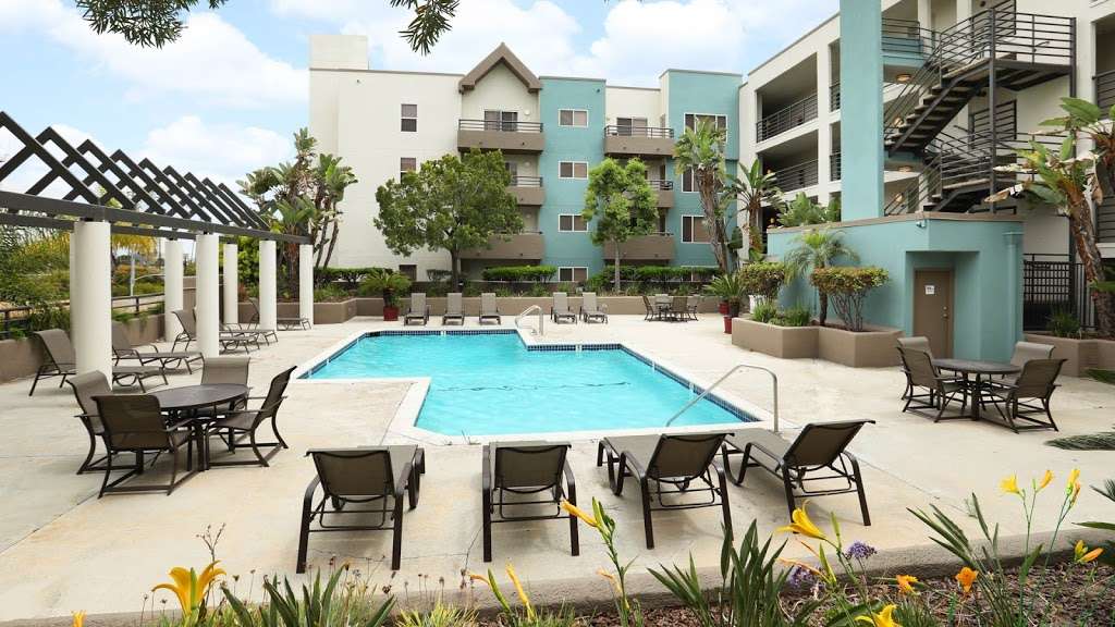 Park West Apartments | 9400 La Tijera Blvd, Los Angeles, CA 90045, USA | Phone: (310) 568-9400