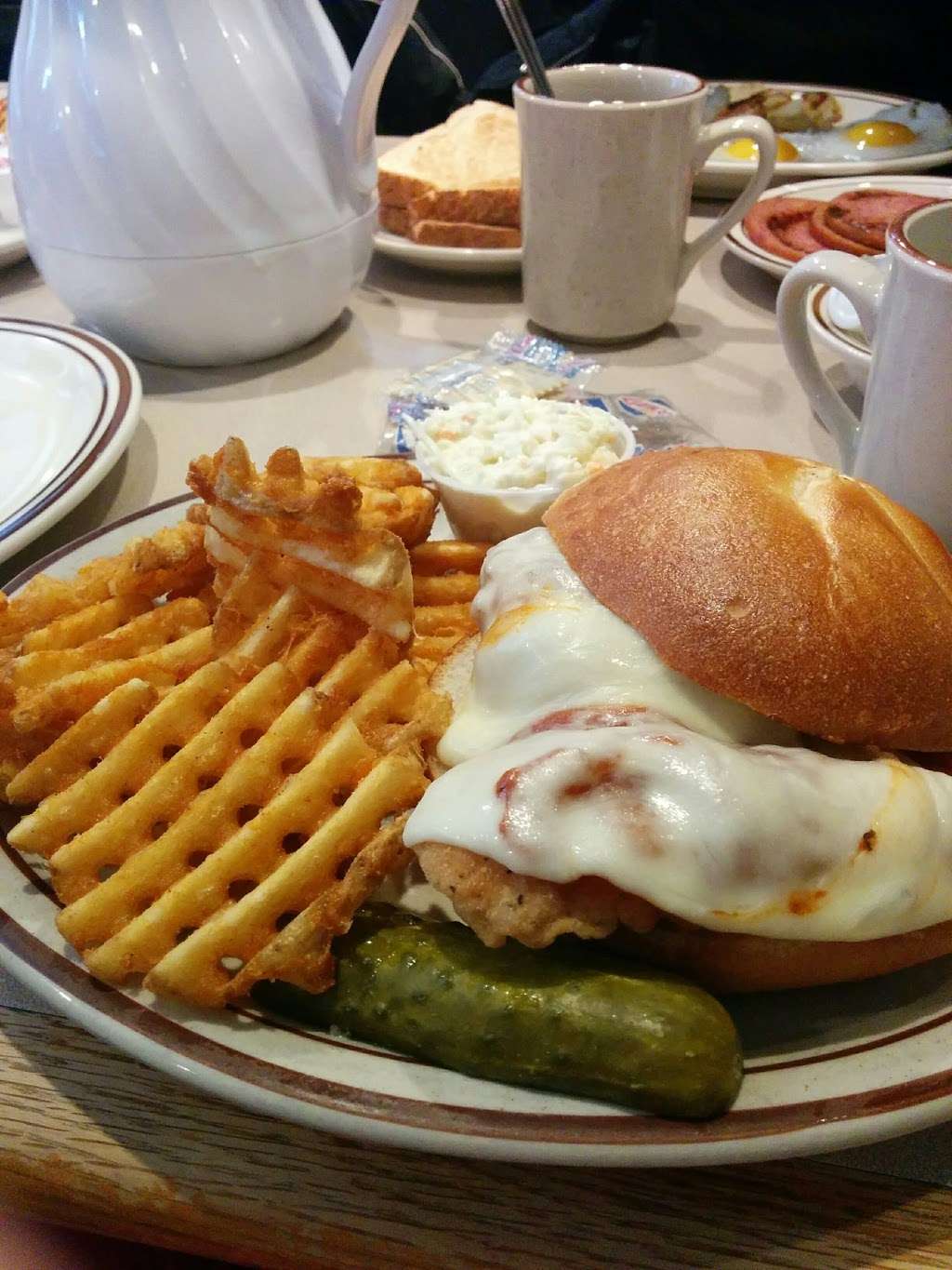 Eagle Diner | 739 Street Rd, Warminster, PA 18974, USA | Phone: (215) 672-8228