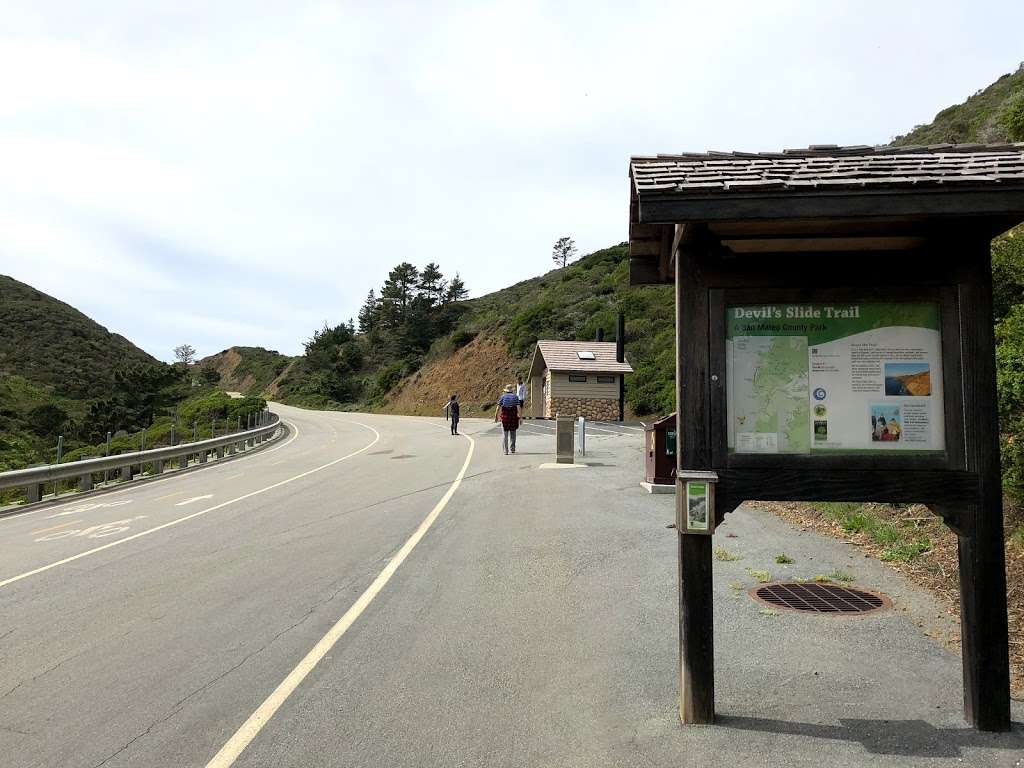 Devils Slide Trail (North Parking Lot) | Devils Slide Trail, Pacifica, CA 94044, USA