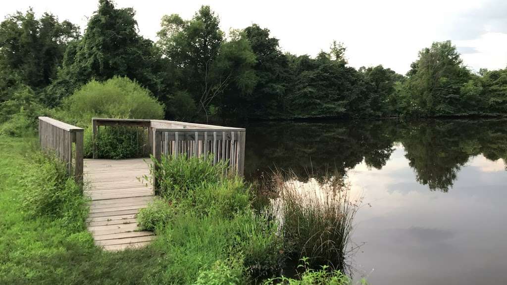 Claude Moore Nature Center | 21544 Old Vestals Gap Rd, Sterling, VA 20164, USA