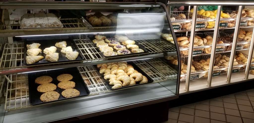 The Bagel Experience | West End Plaza, Suite 113, 1421 US-209, Brodheadsville, PA 18322 | Phone: (610) 681-4703