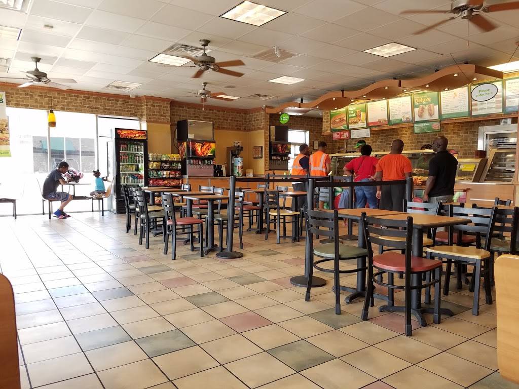 Subway | 3842 E Shelby Dr, Memphis, TN 38118, USA | Phone: (901) 368-3211