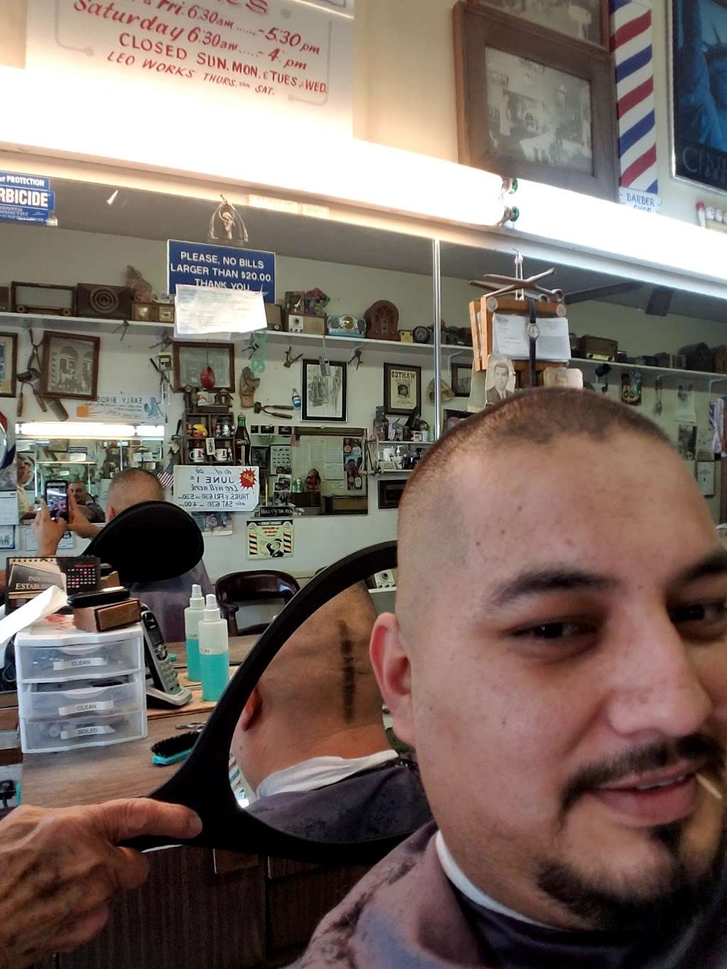 Leos Clip Joint | 1601 W Redondo Beach Blvd #116, Gardena, CA 90247, USA | Phone: (310) 323-9742