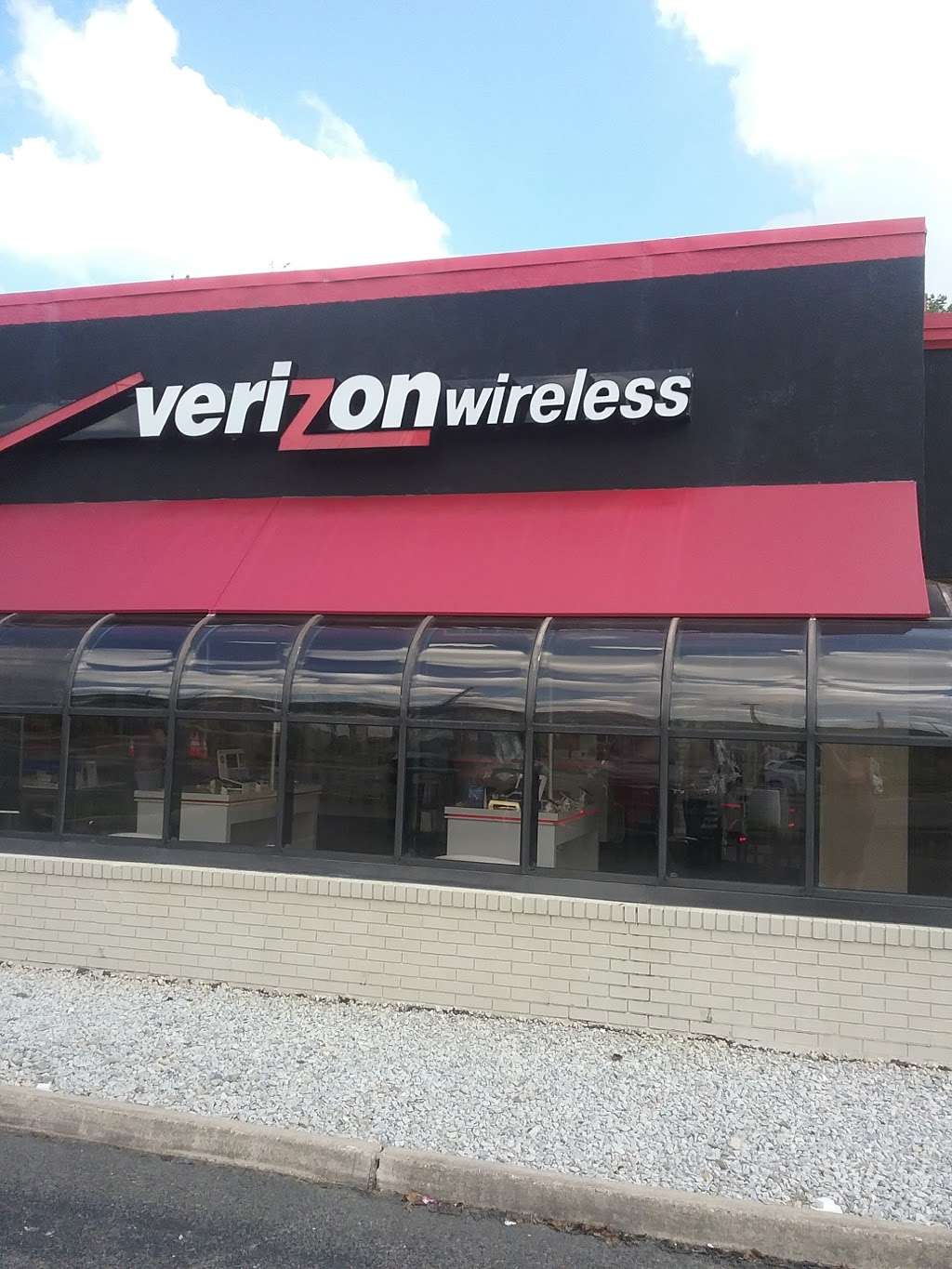 Verizon Authorized Retailer, TCC | 1858 Burlington-Mount Holly Rd, Westampton, NJ 08060, USA | Phone: (609) 261-4789