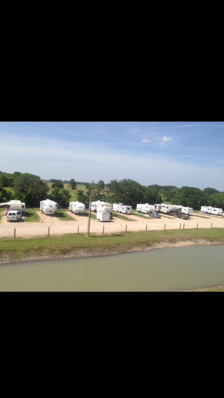 Strong Tower RV Park | 926 County Rd 340, Angleton, TX 77515, USA | Phone: (979) 900-8232