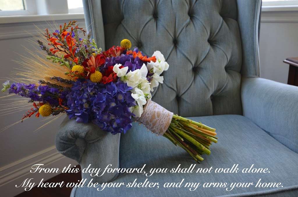 KM Floral Design | 1441 Amexluxen Avenue, Hacienda Heights, CA 91745, USA | Phone: (714) 919-9773
