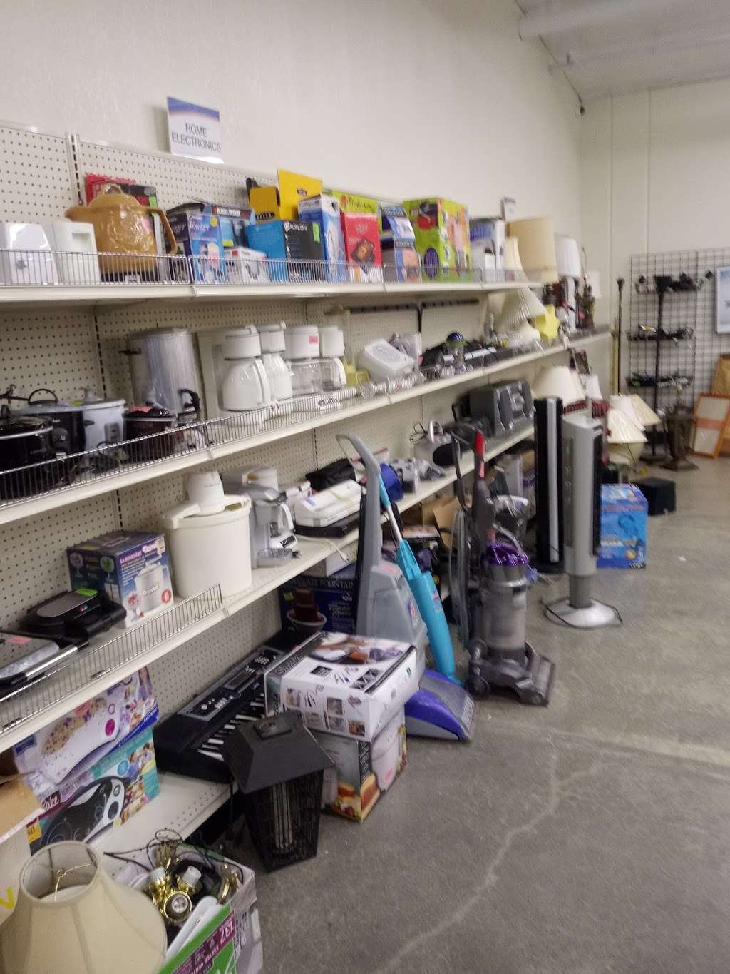 HopeTHRIFT | 41200 Blacow Rd, Fremont, CA 94538, USA | Phone: (510) 795-6100