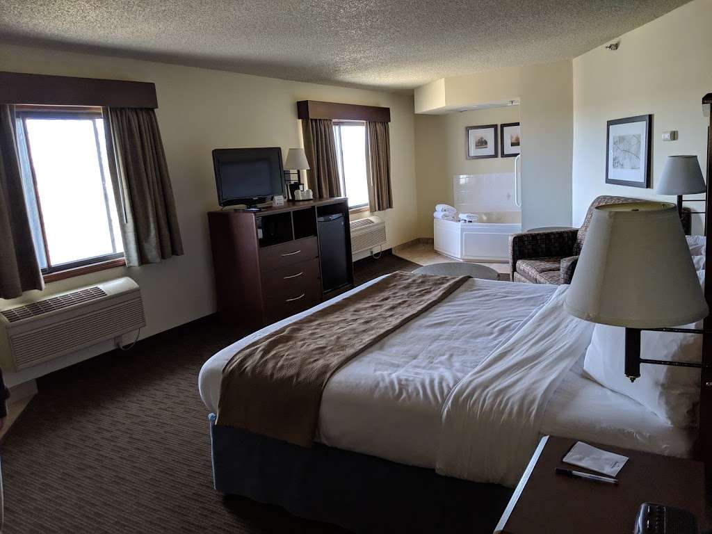 AmericInn by Wyndham, Windsor Ft. Collins | 7645 Westgate Dr, Windsor, CO 80528, USA | Phone: (970) 372-5871