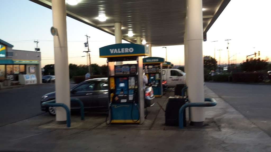 Valero | 16403 Nacogdoches Rd, San Antonio, TX 78247 | Phone: (210) 657-5416