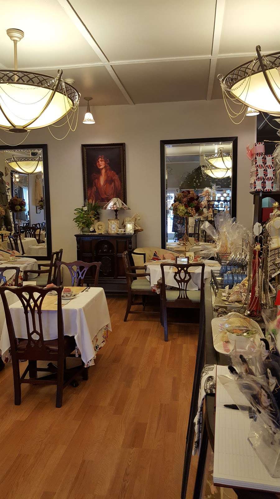 Florrie Kayes Tea Room | 69 Gleneida Ave, Carmel Hamlet, NY 10512 | Phone: (845) 225-8327