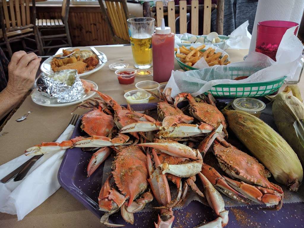 Kathys Crab House | 107 5th St, Delaware City, DE 19706, USA | Phone: (302) 834-2279