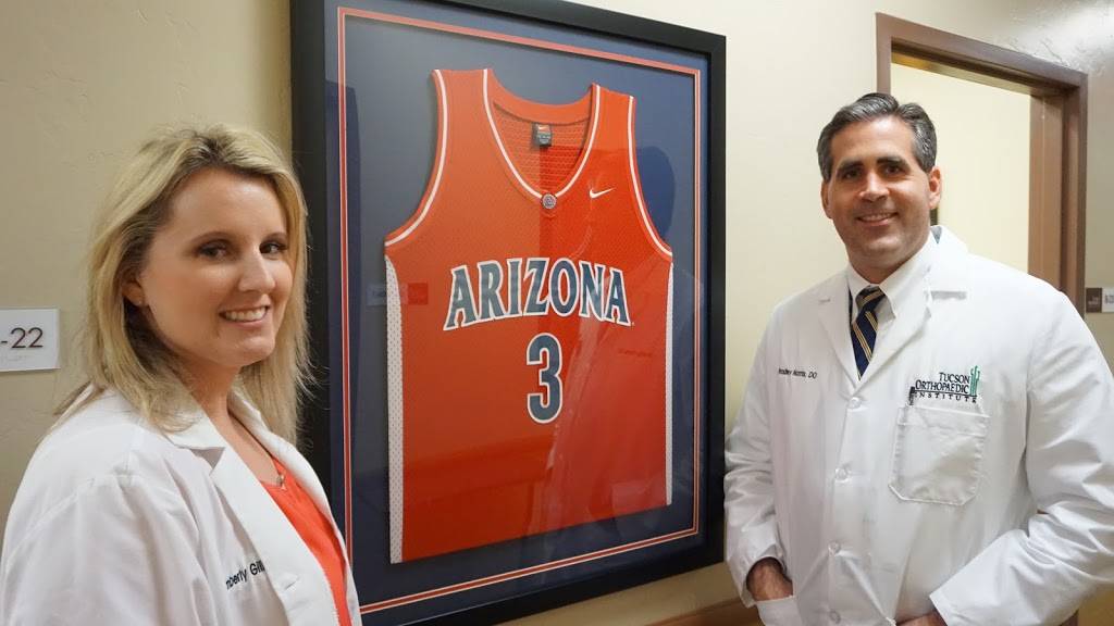 Dr. Bradley Norris: Tucson Orthopaedic Institute - East Office | 5301 E Grant Rd, Tucson, AZ 85712, USA | Phone: (520) 784-6200
