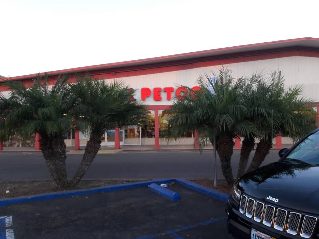 Petco | 8909 Adams Ave, Huntington Beach, CA 92646, USA | Phone: (714) 964-4717