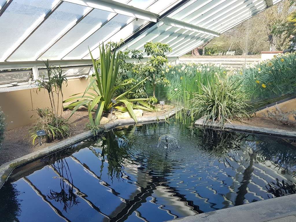 Davies Alpine House | Royal Botanic Gardens, Kew Rd, Richmond TW9 3AB, UK | Phone: 020 8332 5000